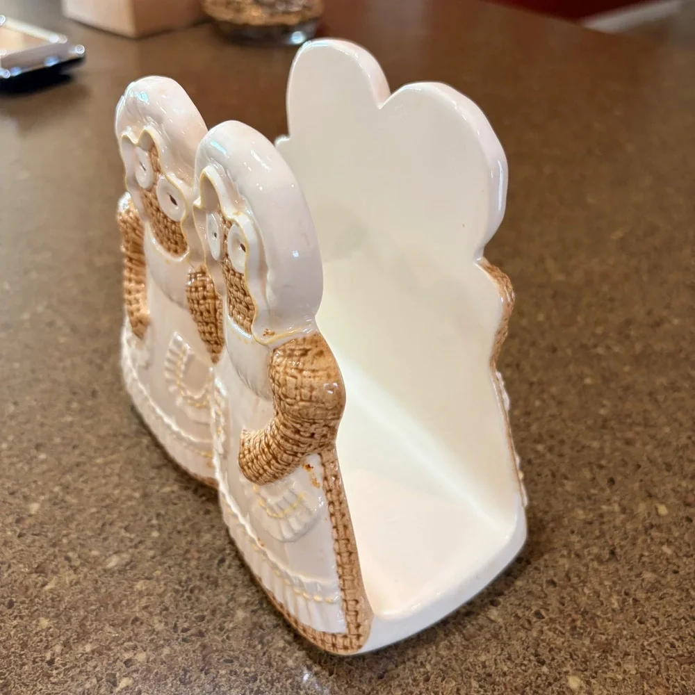 Vintage 1983 Sunbonnet Baker Napkin Holder White Brown Country Farmhouse